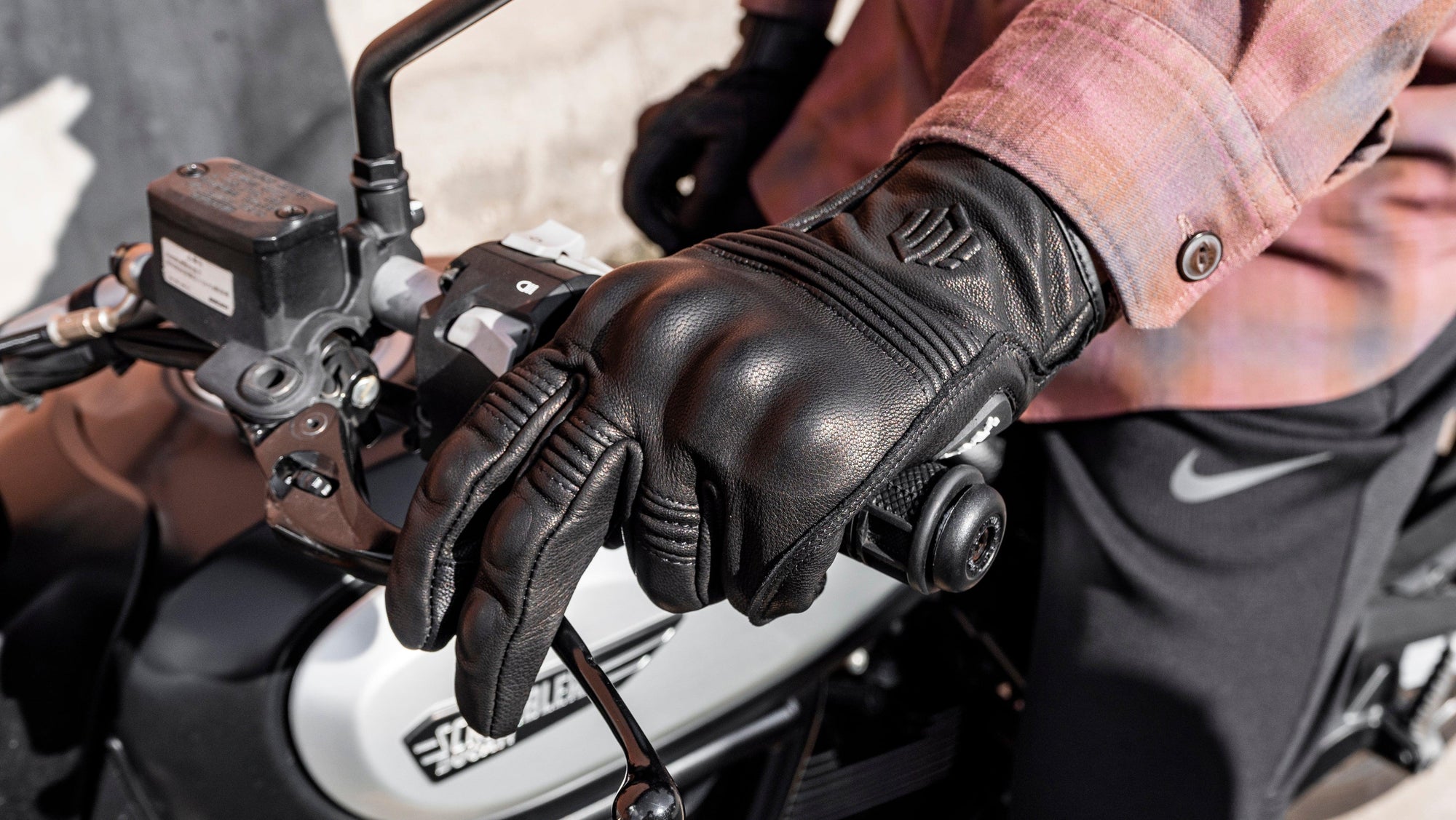 When motorcycles get stuck at traffic lights and what you can do about it?